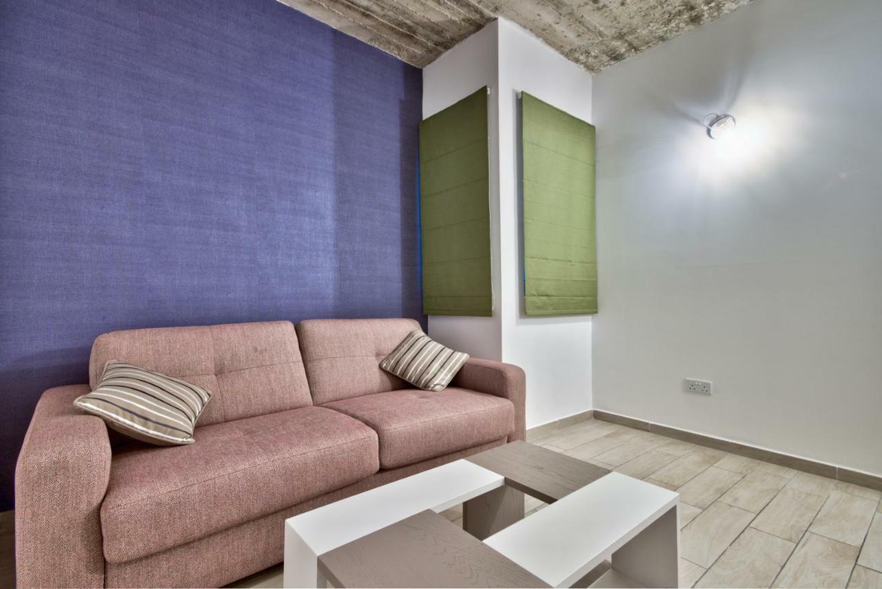 סליאמה Cozy Rooms Hotel מראה חיצוני תמונה
